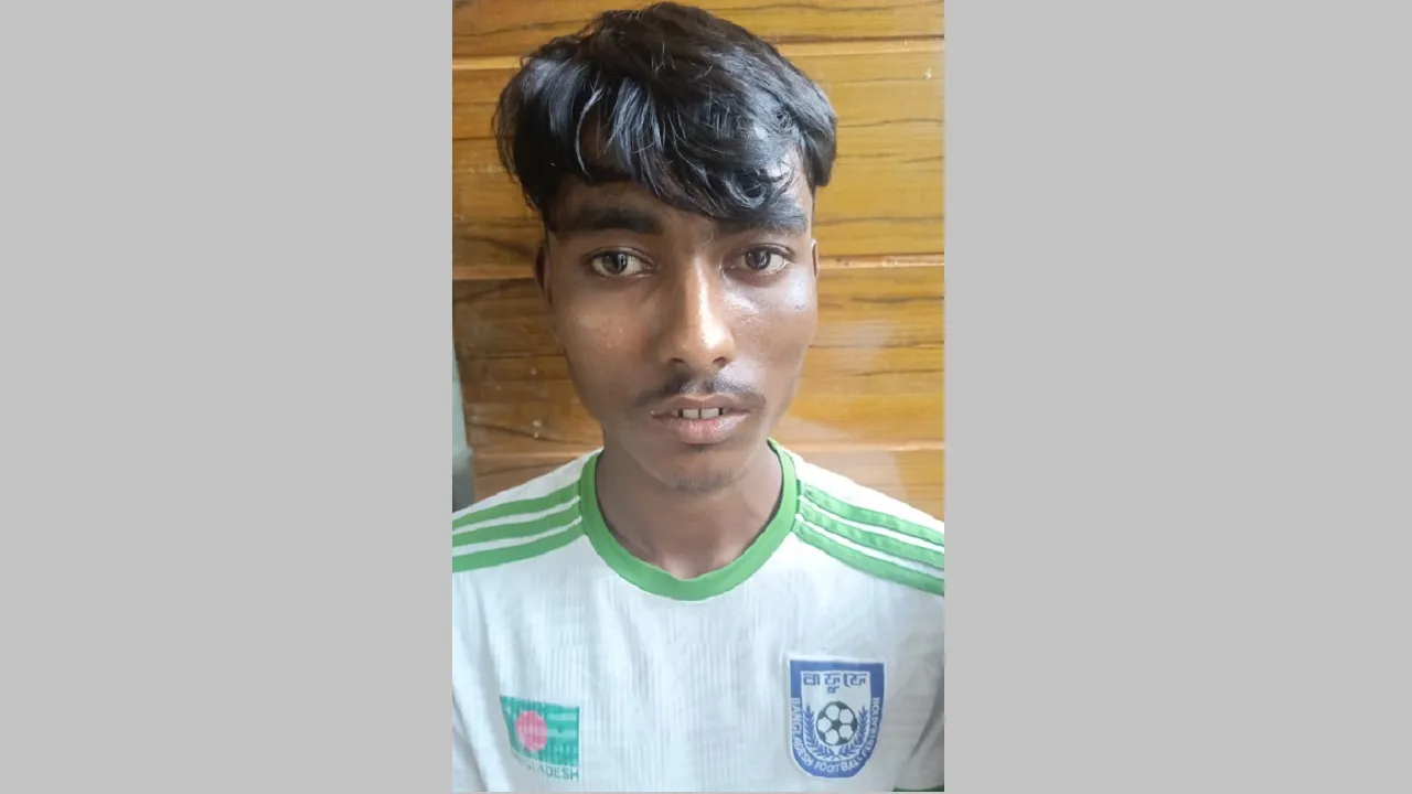 আনোয়ারায় কিশোরীকে গণধর্ষণের ঘটনায় নারীসহ গ্রেফতার ২