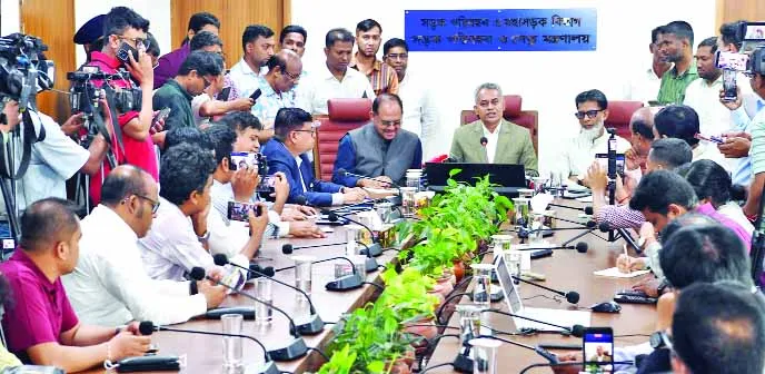 বাসভাড়া বাড়ল কিলোমিটারে ১১ পয়সা