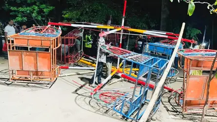 ময়মনসিংহে চলন্ত নাগরদোলা ভেঙে শিশুসহ আহত ৫