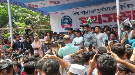 আরো ১০ জেলায় হামলা হলেও আমাদের দমানো যাবে না : নাহিদ ইসলাম
