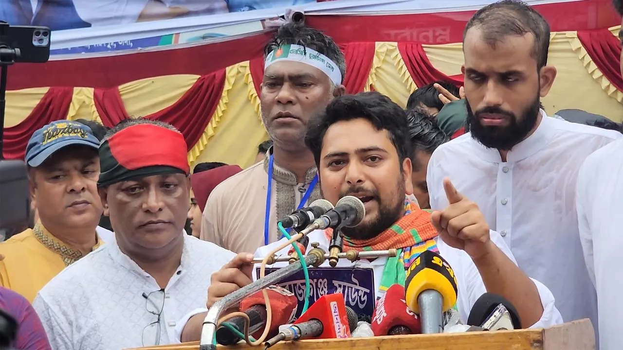 বিএসএফ খুনি বাহিনীতে পরিণত হয়েছে : নাহিদ ইসলাম