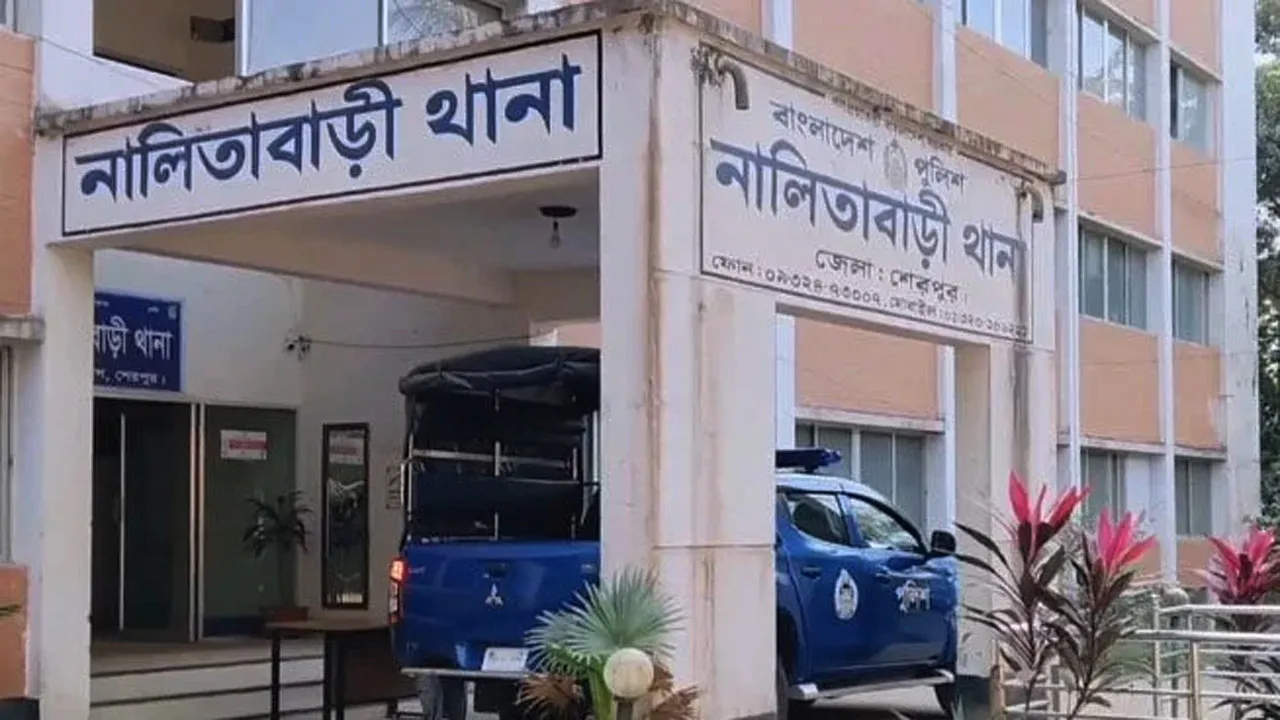 নালিতাবাড়ীতে নদী থেকে অটোরিকশা ও চালকের লাশ উদ্ধার