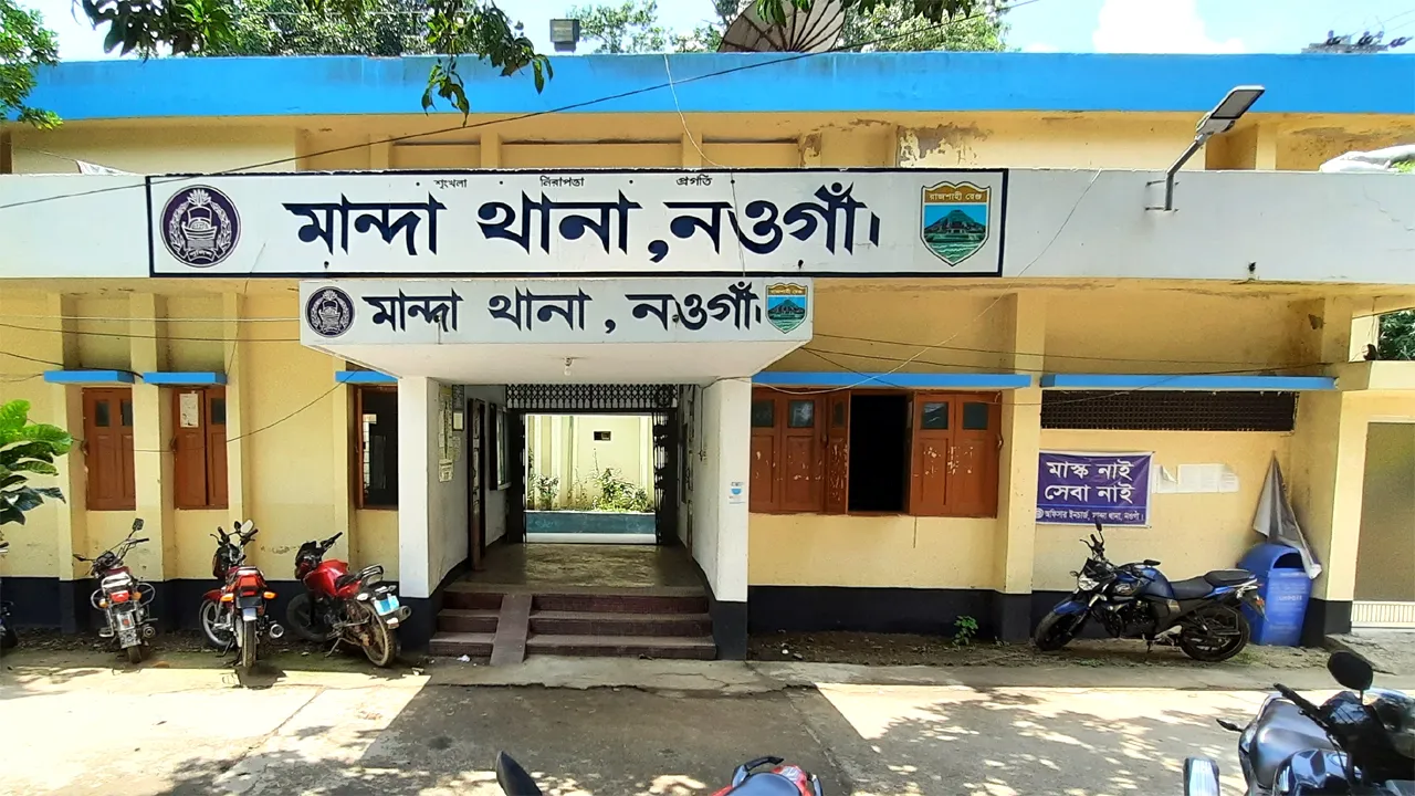 মান্দায় বিদ্যুৎস্পৃষ্ট হয়ে অটোরিকশা চালকের মৃত্যু
