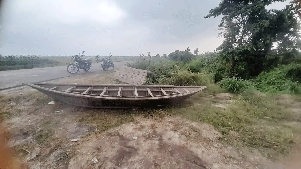 আত্রাইয়ে মহাসড়কে গণডাকাতি, অস্ত্রের মুখে জিম্মি করে লুটপাট
