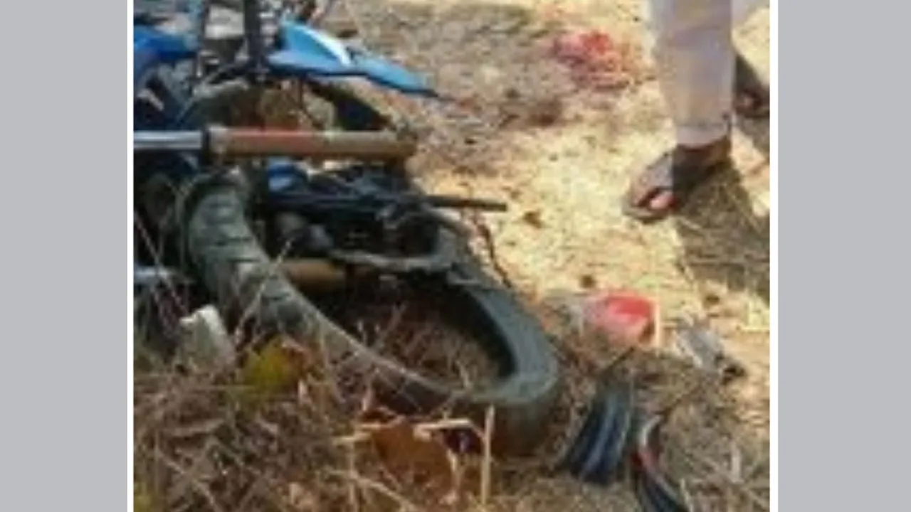 ঈদের দিন বেড়াতে গিয়ে মোটরসাইকেলের নিয়ন্ত্রণ হারিয়ে নিহত ১, আহত ২