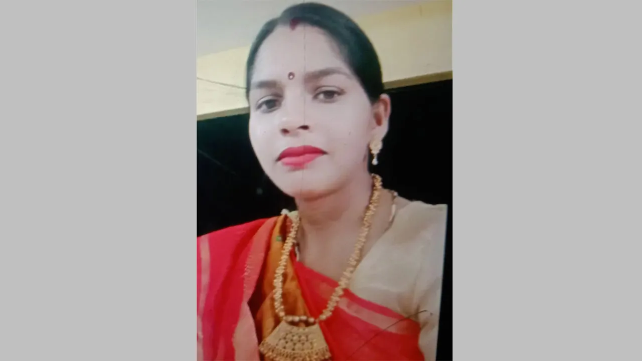 রাণীনগরে আগুনে পুড়ে গৃহবধূর মৃত্যু, স্বজনদের দাবি হত্যা