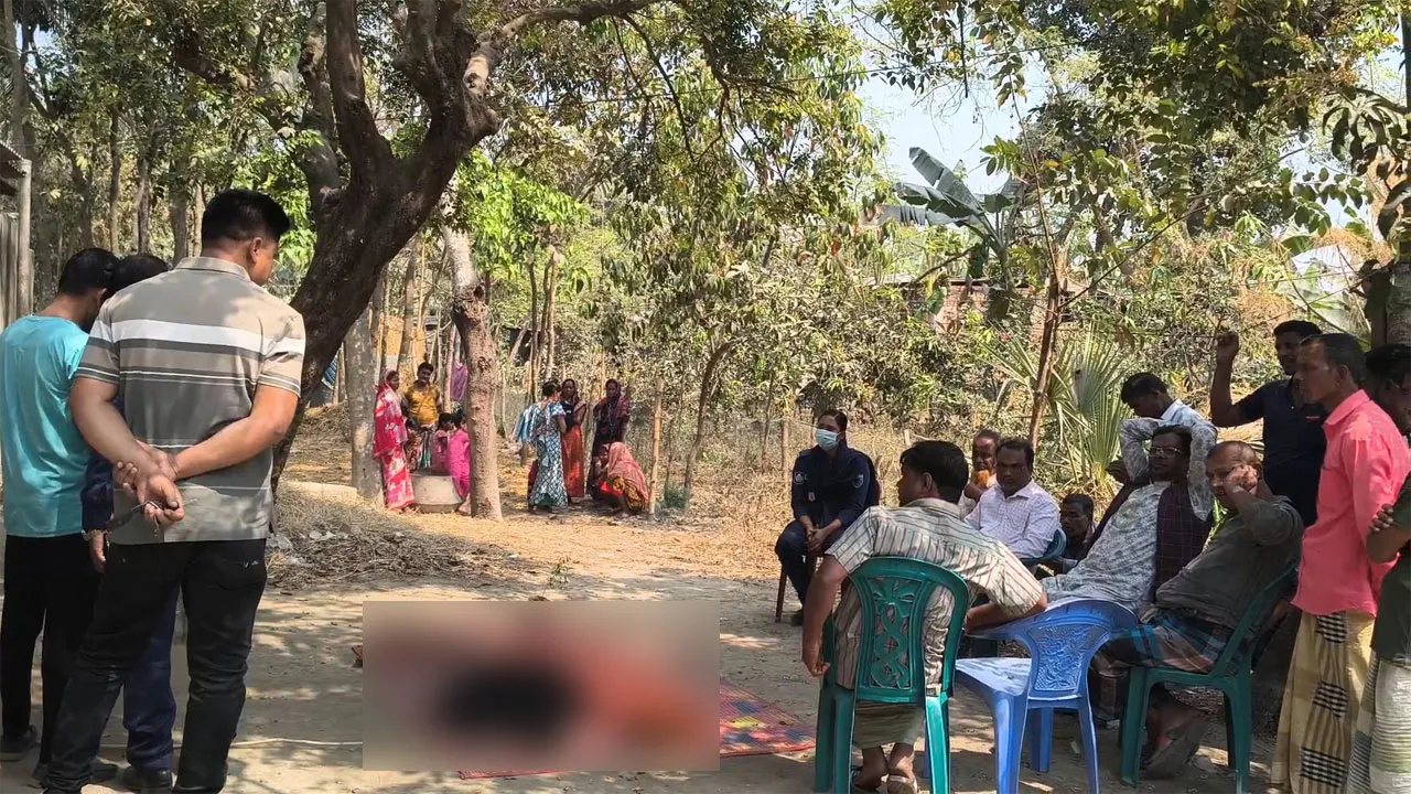 নওগাঁয় গৃহবধূকে পিটিয়ে হত্যার অভিযোগে স্বামী আটক