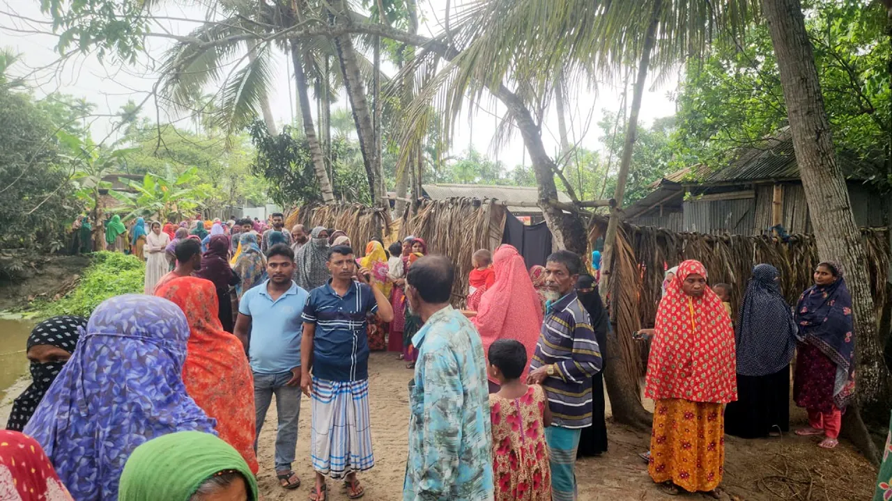 নড়াইলে ৩ মাসের নবজাতককে হত্যার অভিযোগে মা আটক