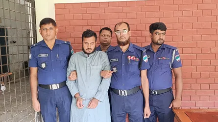 নড়াইলে শিশু বলাৎকারের অপরাধে শিক্ষকের যাবজ্জীবন কারাদণ্ড