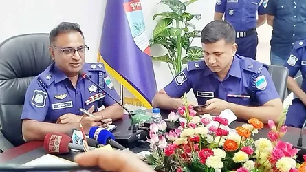 নড়াইলে সাংবাদিকদের সঙ্গে পুলিশ সুপারের মতবিনিময়