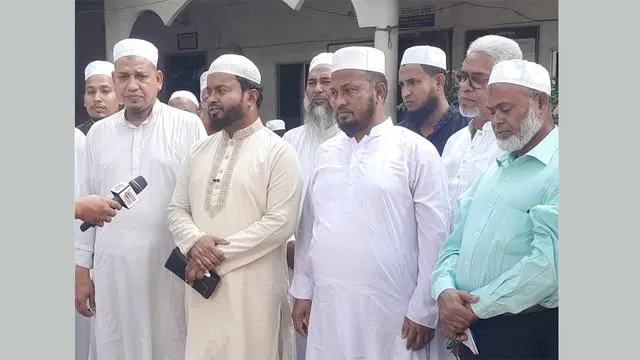 ইতনায় মাদরাসার খোঁজখবর নিলেন এমপি বাচ্চু