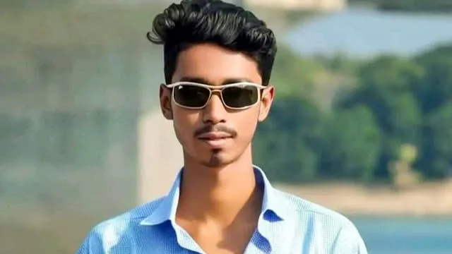 নড়াইলে ইয়াবা সেবনের ভিডিও ভাইরাল, ছাত্রদল নেতা বহিষ্কার