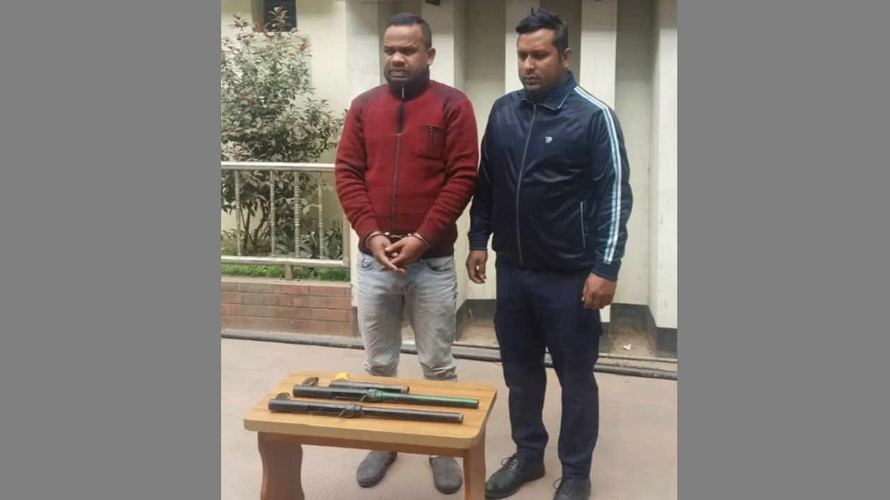 রূপগঞ্জে ৩টি ওয়ান শুটারগান সহ গ্রেফতার ১