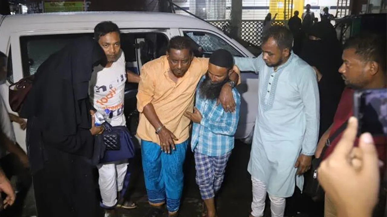 নারায়ণগঞ্জে বিএনপি নেতার হাত-পা ভেঙে দিয়েছে ছাত্রদল নেতা