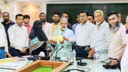 সোনারগাঁওয়ে ৬০০ পরিবারের মাঝে ত্রাণ তহবিলের অর্থ বিতরণ