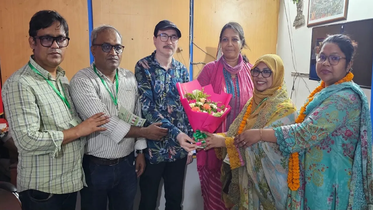 আমলাপাড়া আদর্শ শিশু সরকারি প্রাথমিক বিদ্যালয়ে ‘অভিভাবক ঐক্য পরিষদ’র নিরঙ্কুশ জয়