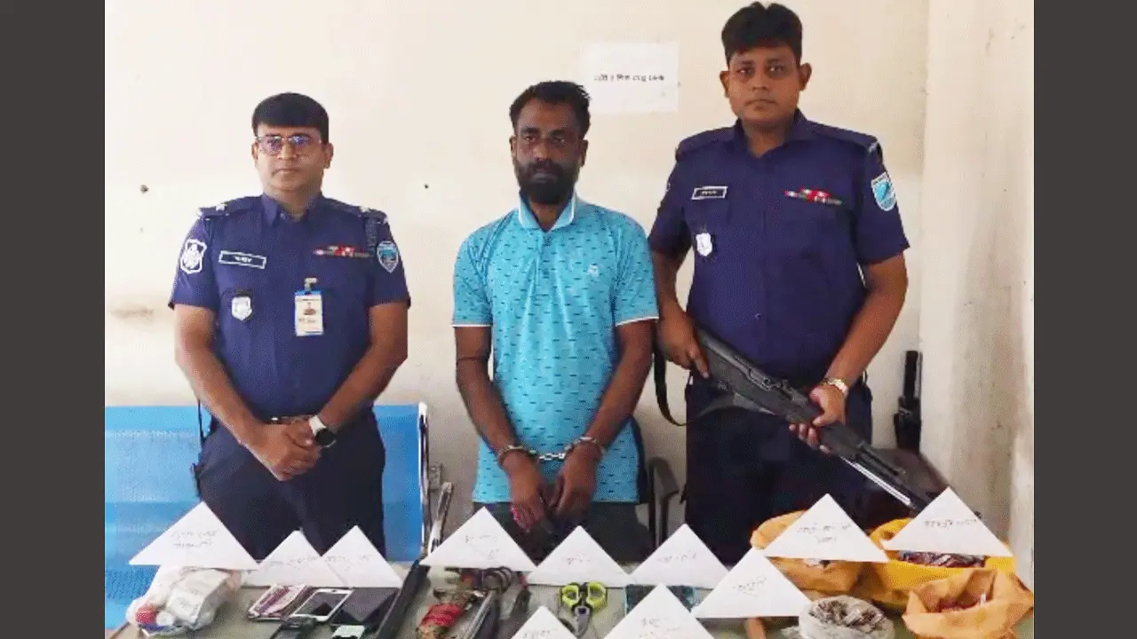 নড়িয়ায় হাতবোমা তৈরির সরঞ্জামসহ একজন আটক