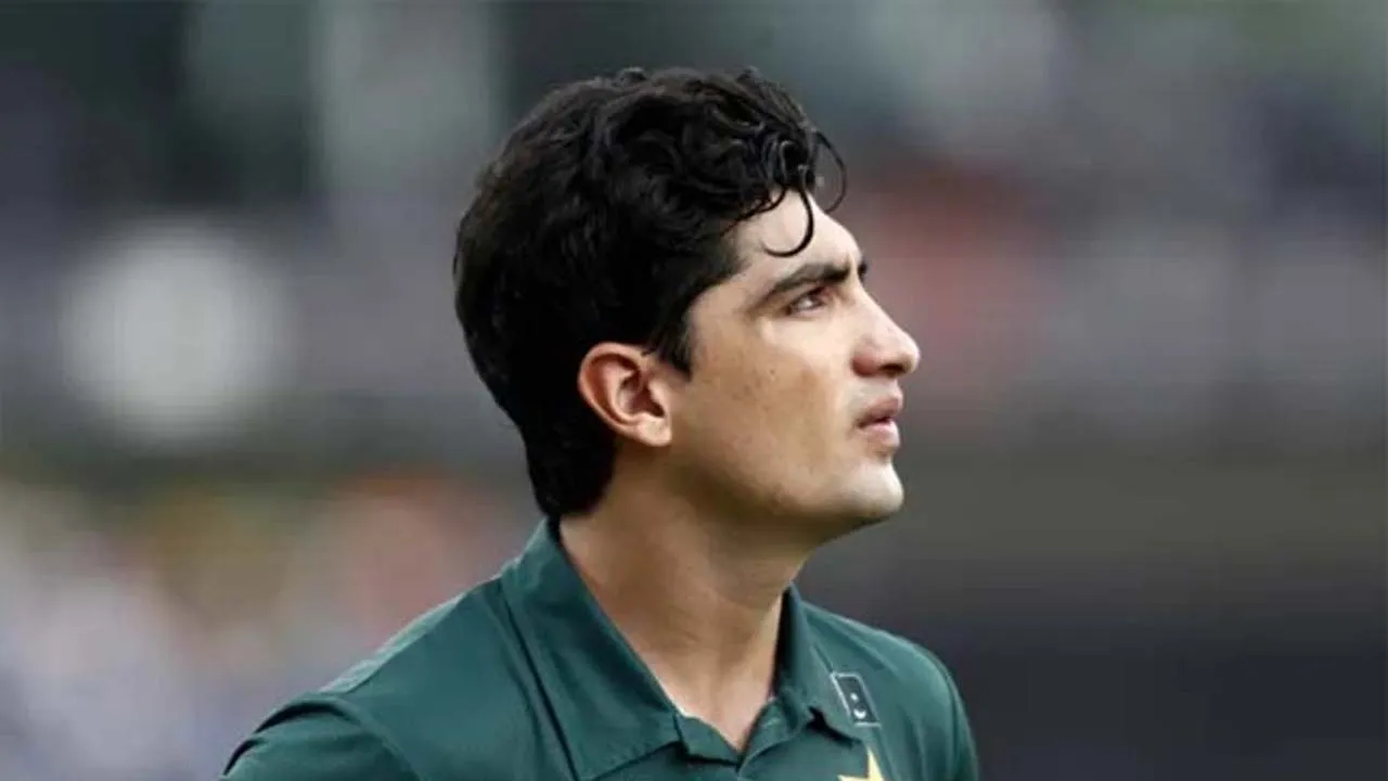 পাকিস্তানের ক্রিকেট ইতিহাসে রেকর্ড আর্থিক জরিমানা নাসিমের