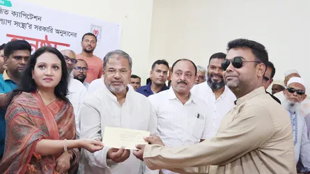 দেশের মেরুদণ্ড ভেঙে দিয়ে পালিয়েছে বিগত মাফিয়া সরকার