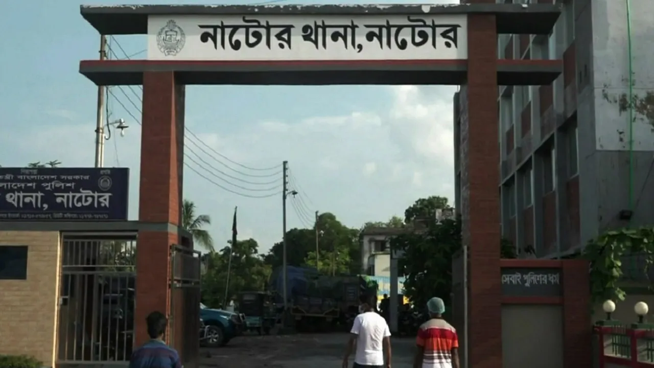 নাটোরে ঋণের টাকায় কেনা অটোরিকশা হারিয়ে চালক দিশেহারা