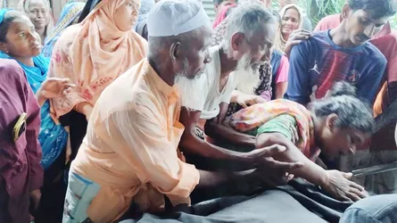 সিংড়ায় বজ্রপাতে যুবকের মৃত্যু