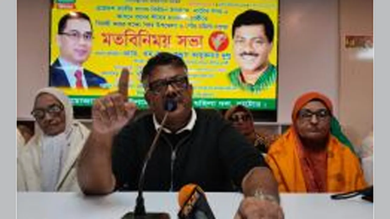 বিএনপি রাষ্ট্র ক্ষমতায় গেলে ঘরে ঘরে নারীদের ফ্যামিলি কার্ড দেয়া হবে : দুলু