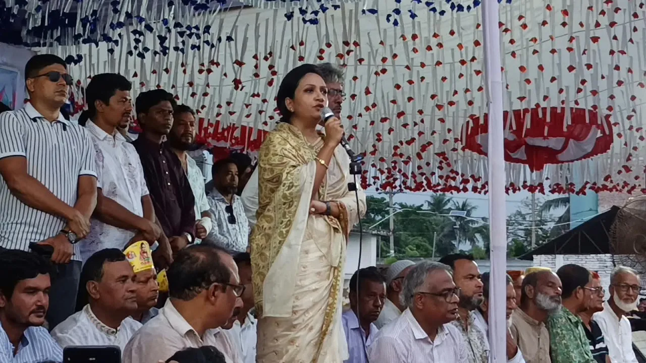 দেশে যখনই গণতন্ত্র লুণ্ঠিত হয় তখনই বিএনপি ত্রাণকর্তা হিসেবে আবির্ভূত হয়েছে