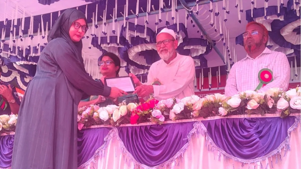 শিক্ষার সুফল পৌঁছে দিতে আমরা বদ্ধপরিকর : মোস্তাফিজুর রহমান