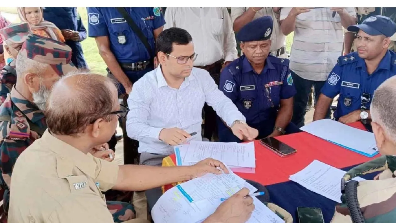 নওগাঁ সীমান্তে পতাকা বৈঠক শেষে দেশে ফিরলেন ভারতীয় সেই নারী