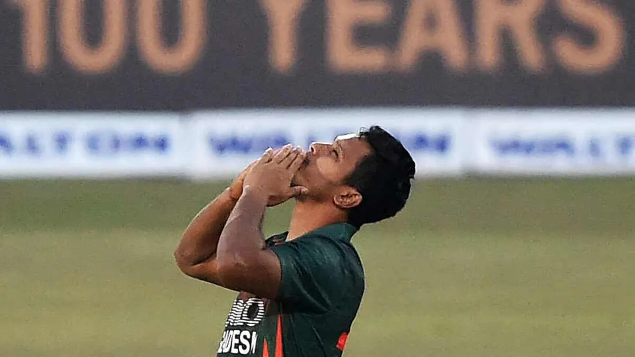 ৫ উইকেট তুলে নিয়ে ম্যাচে ফিরল বাংলাদেশ