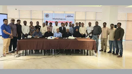 নৌবাহিনীর সহযোগিতায় ‘ওয়ার্কশপ অন ডিফেন্স জার্নালিজম’ অনুষ্ঠিত
