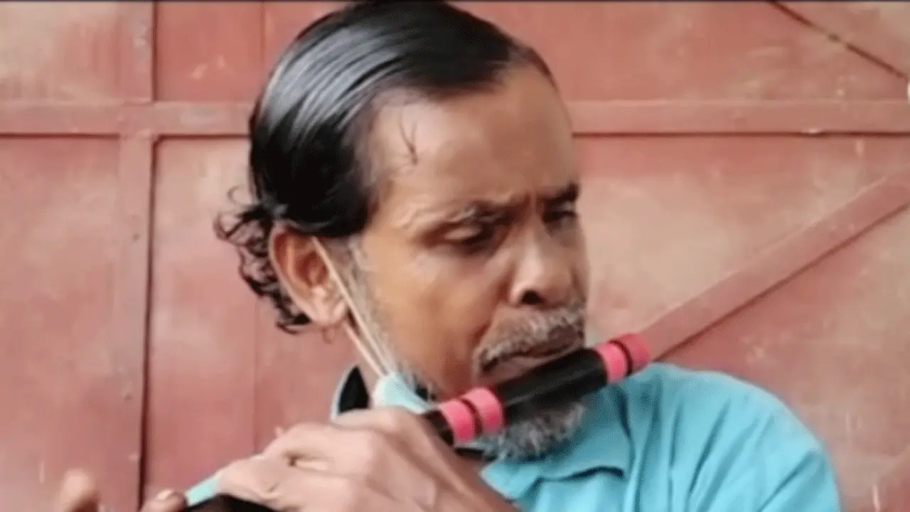 পথে ঘুরে বাঁশির সুরে গফুরের জীবনের ৪০ বছর