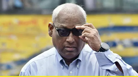 নারী ক্রিকেটারদের হেনস্থার ঘটনায় জড়িয়ে গেলেন ফাহিম, ৪ কর্মকর্তা ওএসডি