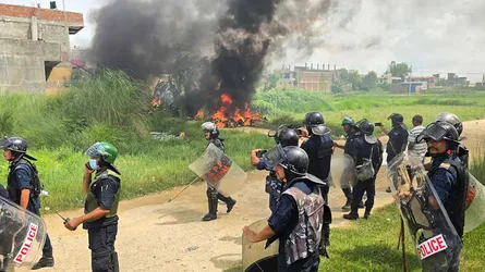 নেপালে হিন্দু-মুসলিম দাঙ্গায় নিহত ৩, কারফিউ জারি