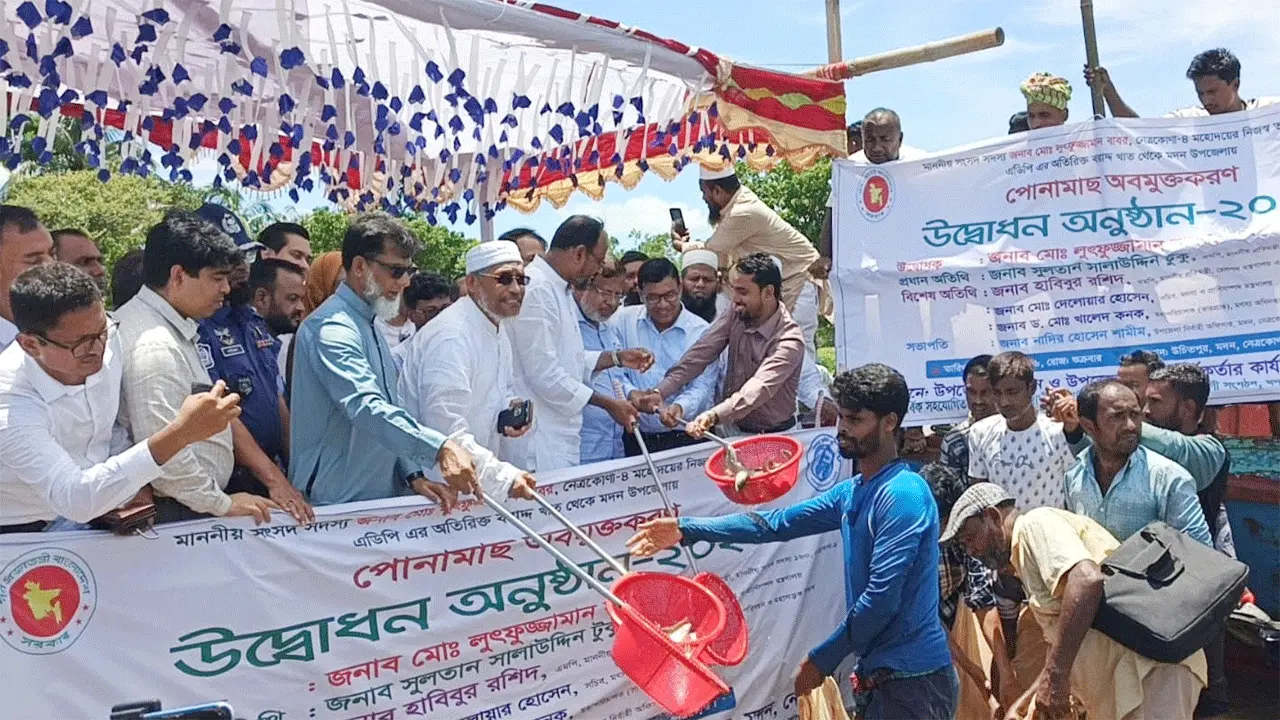 তারা দুর্নীতি ও লুটপাট করায় দেশ থেকে পালাতে বাধ্য হয়েছে : প্রাণিসম্পদ প্রতিমন্ত্রী