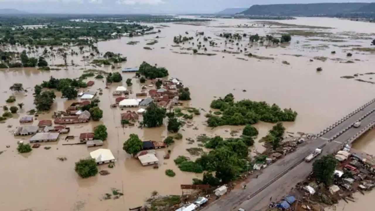 নাইজেরিয়ায় প্রবল বর্ষণে সৃষ্ট বন্যায় ৩৬ জনের প্রাণহানি