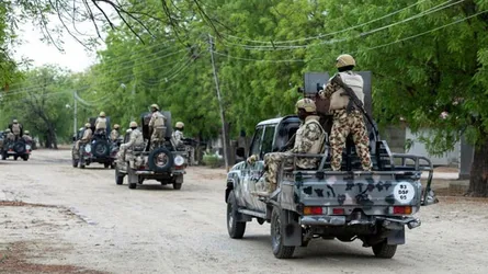 অভ্যুত্থানের ষড়যন্ত্রের অভিযোগে সেনা কর্মকর্তাদের আটকের কথা অস্বীকার নাইজেরিয়ার