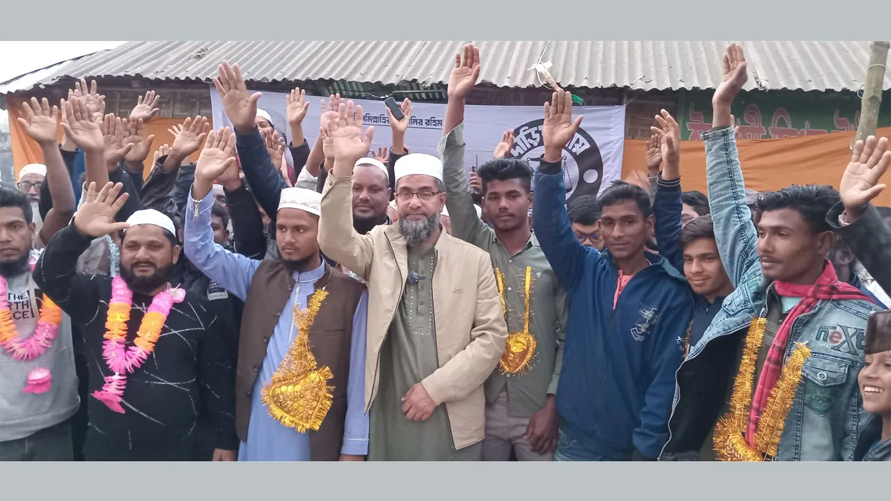 নীলফামারীতে বিএনপি ও ইসলামী আন্দোলনের শতাধিক নেতাকর্মীর জামায়াতে যোগদান