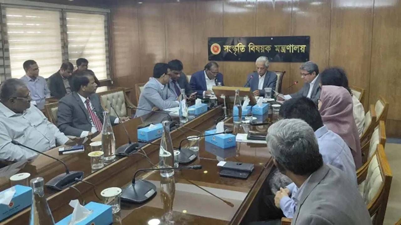নতুন বাংলাদেশ বিনির্মাণে নতুন স্বপ্ন নিয়ে কাজ করতে হবে
