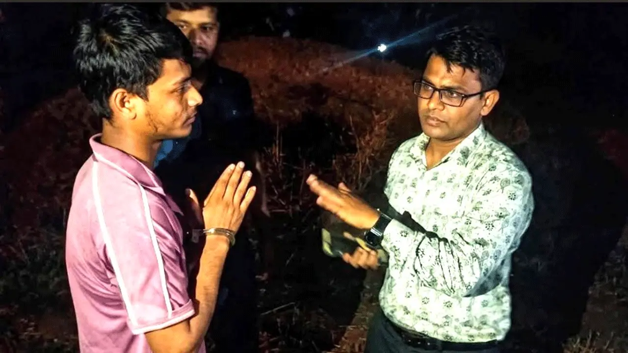 নোয়াখালীতে প্রকাশ্যে মাদক সেবন, যুবকের কারাদন্ড
