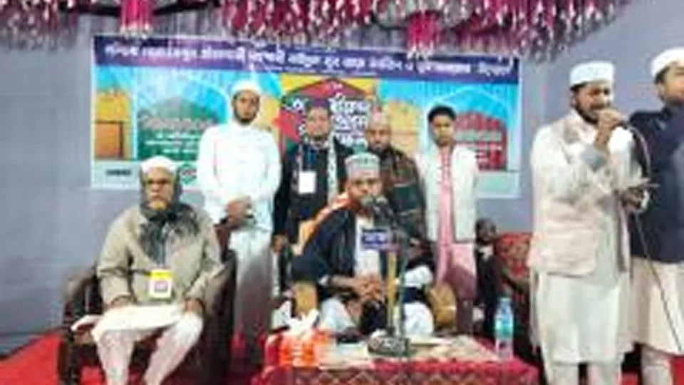 নোয়াখালীতে তাফসীরুল কোরআন মাহফিল অনুষ্ঠিত