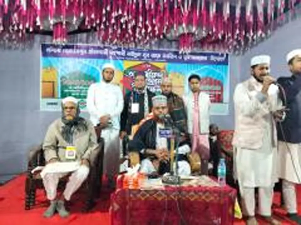 নোয়াখালীতে তাফসীরুল কোরআন মাহফিল অনুষ্ঠিত