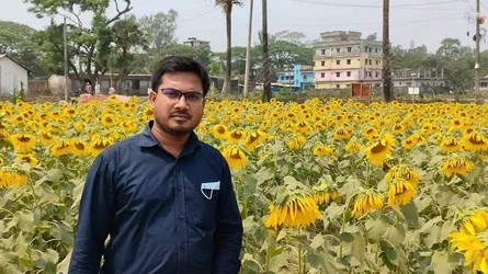 নোয়াখালীতে ট্রাকের ধাক্কায় কৃষি কর্মকর্তা নিহত
