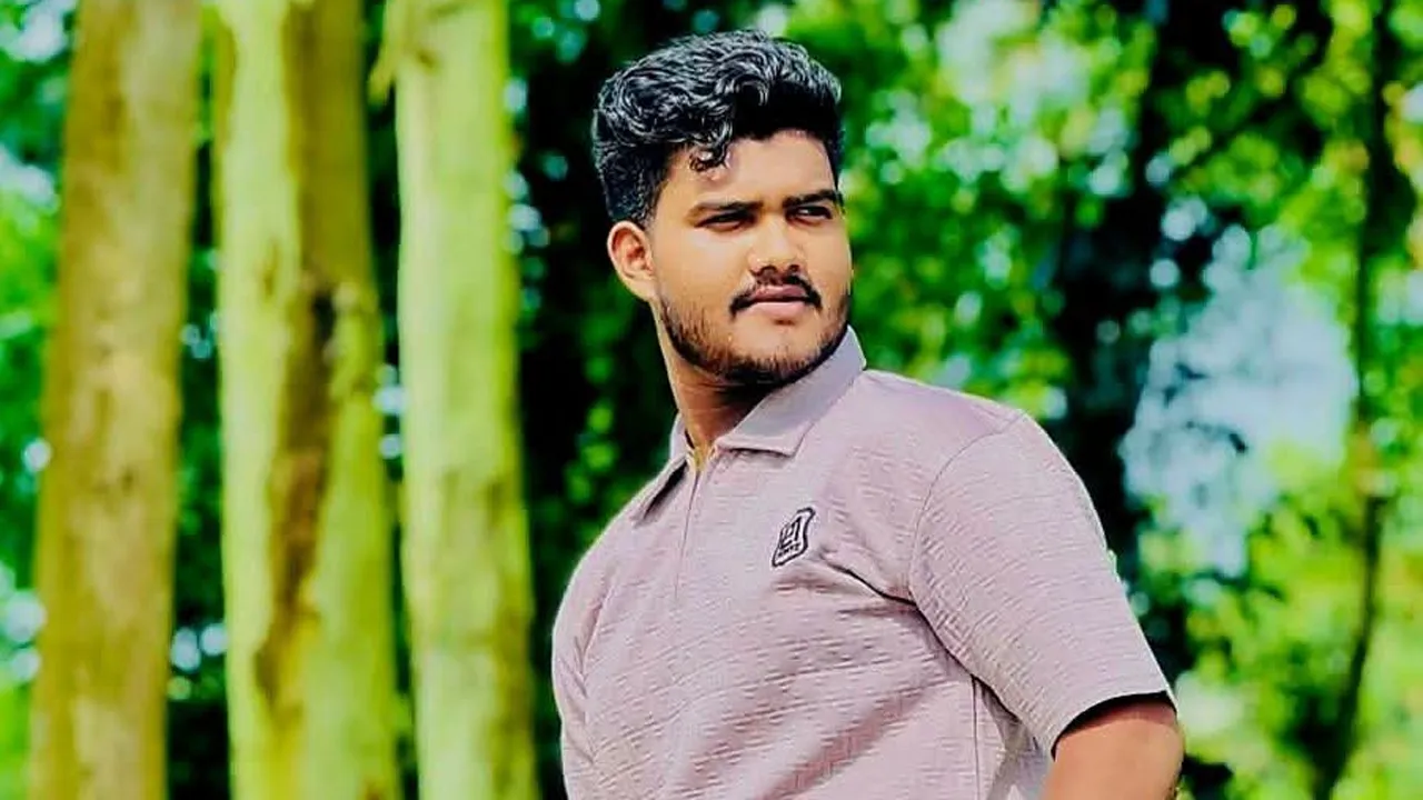 নোয়াখালীতে ফুটবল খেলা দেখা নিয়ে স্ত্রীর সাথে ঝগড়া, স্বামীর আত্মহত্যা