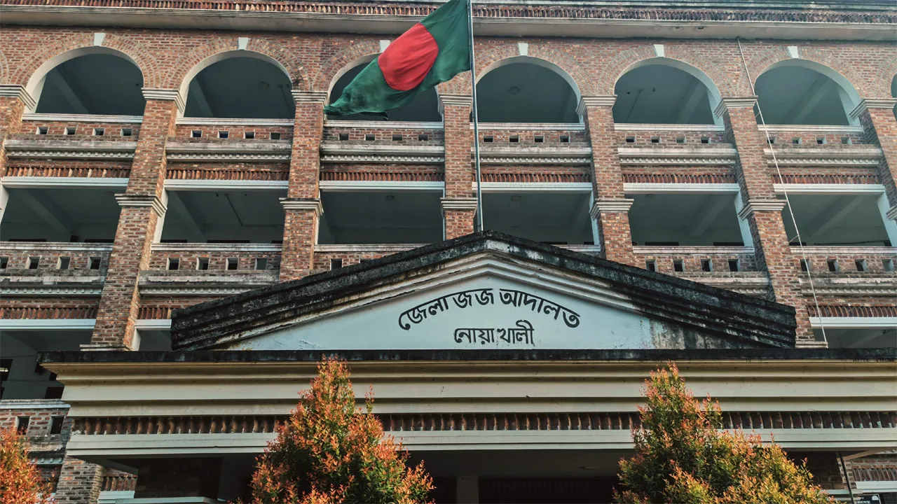 নোয়াখালীতে যুবক হত্যার দায়ে ১ জনের যাবজ্জীবন, অপরজনের ৫ বছরের কারাদণ্ড