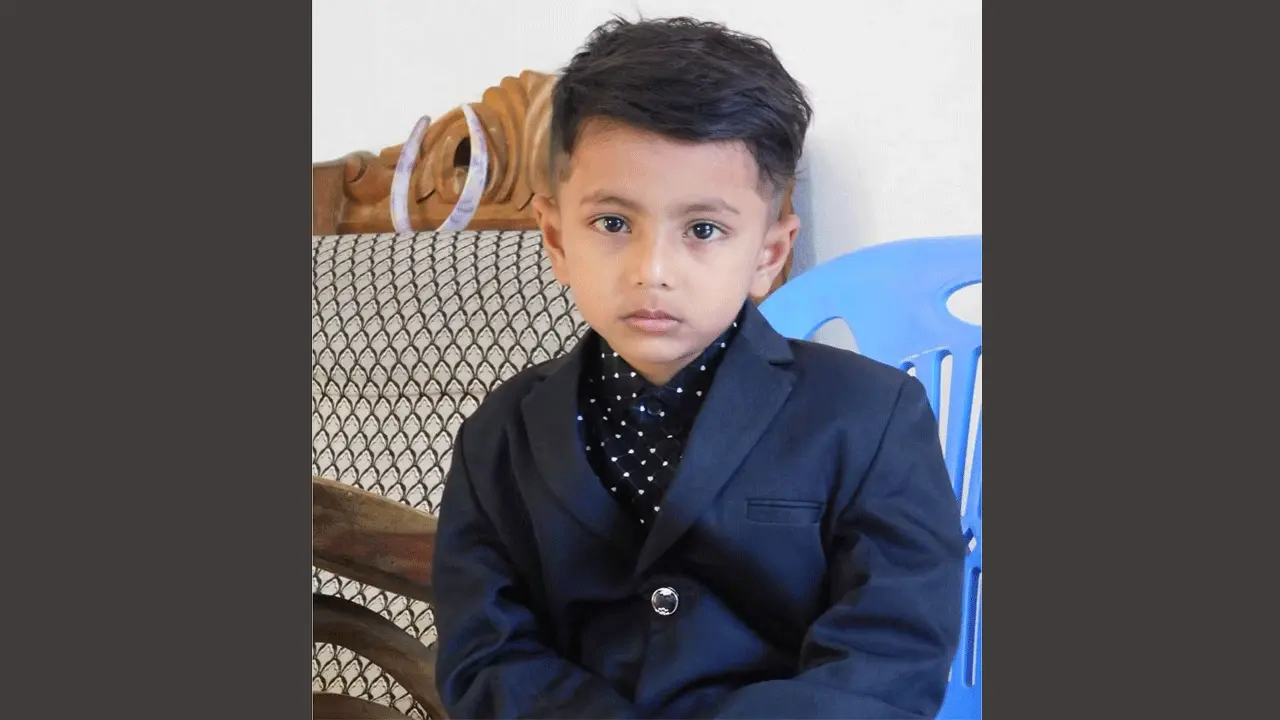 নোয়াখালীতে সিঁড়ি থেকে পড়ে শিশুর মৃত্যু