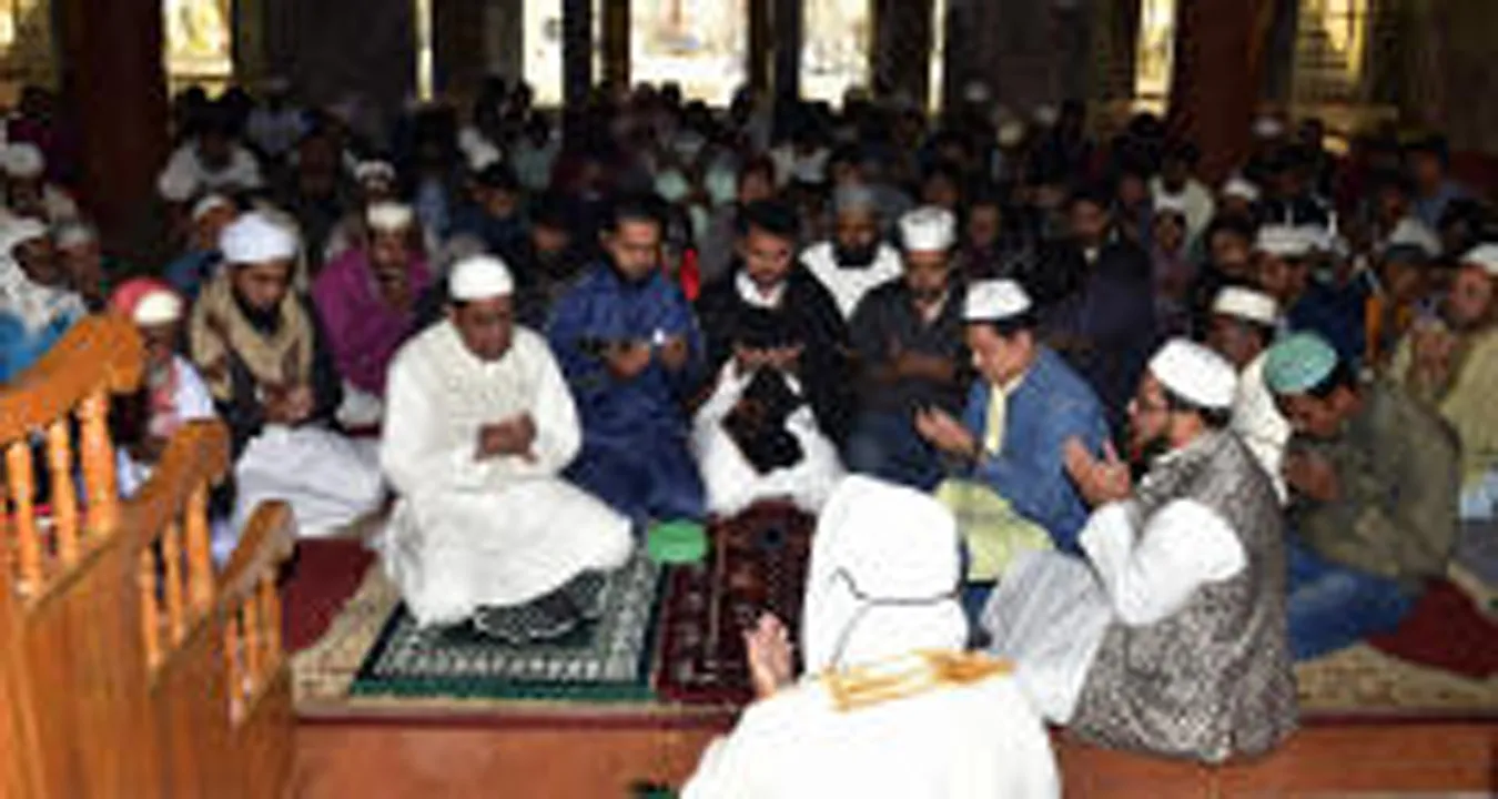 বেগম খালেদা জিয়ার রূহের মাগফিরাত কামনায় নোবিপ্রবিতে মিলাদ ও দোয়া মাহফিল