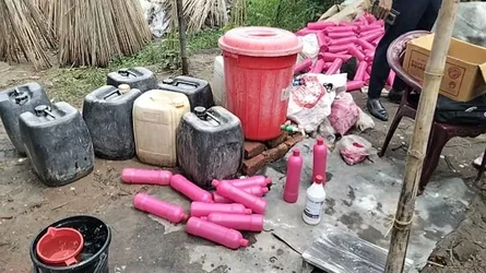 নলডাঙ্গায় নকল টাইলস ক্লিনার জব্দ, ৫০ হাজার টাকা জরিমানা