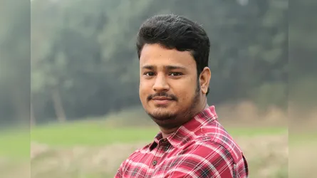 হাসিনার বিরুদ্ধে র‌্যাপ গানে নোমানের অন্যরকম লড়াই
