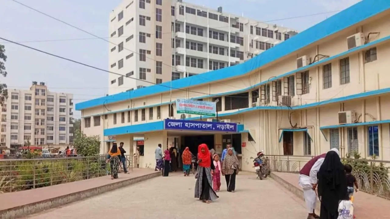 নড়াইলে বালুবাহী ট্রলির ধাক্কায় শিশু নিহত
